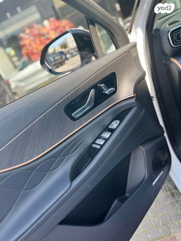 מודעת רכב ג'אקו J8