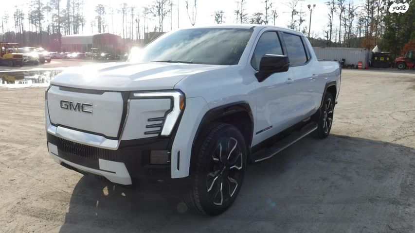 מודעת רכב ג'י.אם.סי סיירה EV  