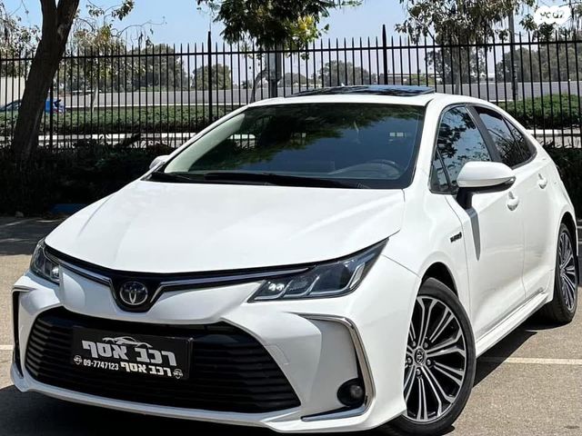 מודעת רכב טויוטה קורולה