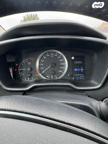 מודעת רכב טויוטה קורולה 1