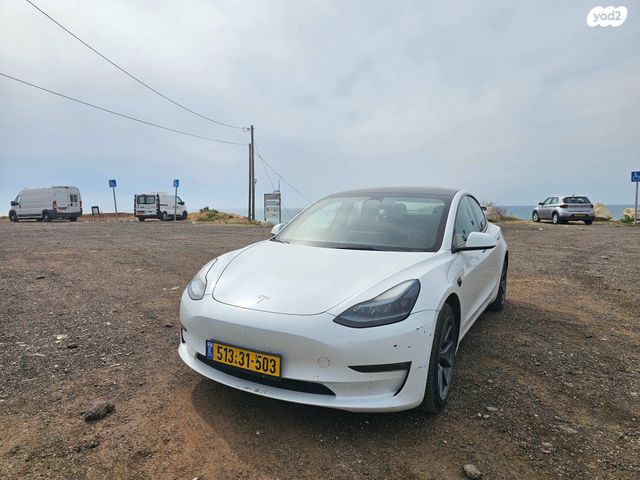 מודעת רכב טסלה מודל 3