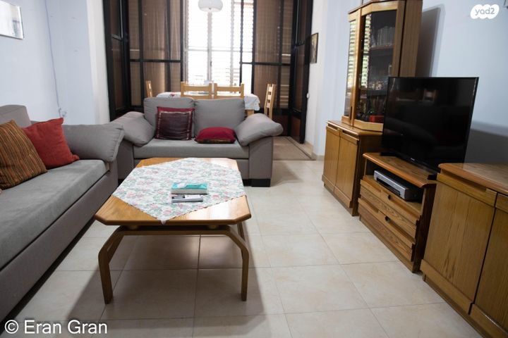 התשעים ושלוש 2