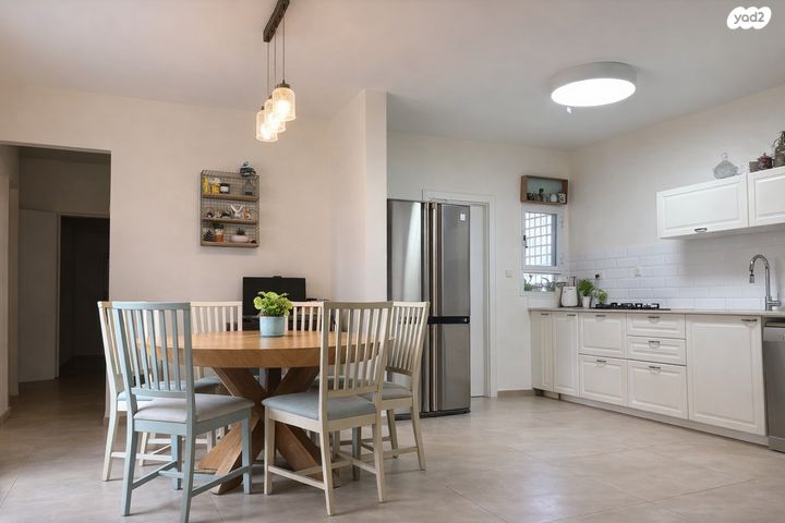 רחבעם זאבי 33