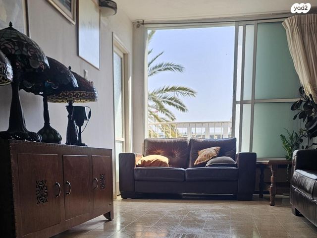 איינשטיין 33