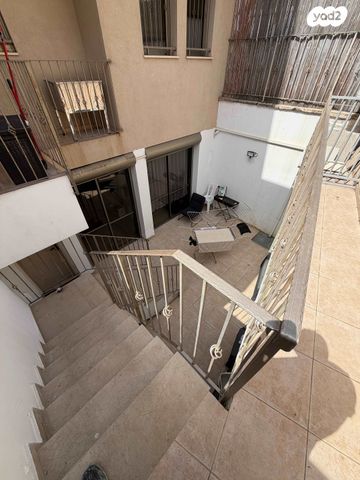 דניאל ליפשיץ 20