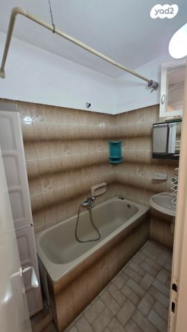 דרך אלנבי 112