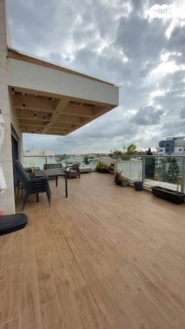 מלכי ישראל 8