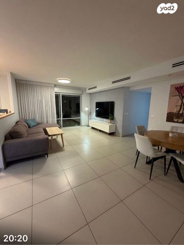 דרך הפארק 27