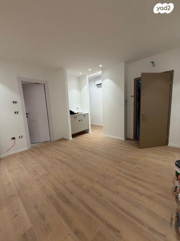 עין הקורא 21