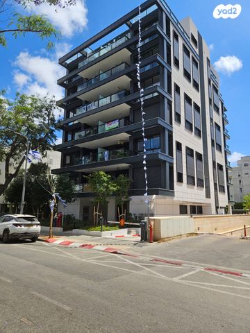 אביגדור המאירי 