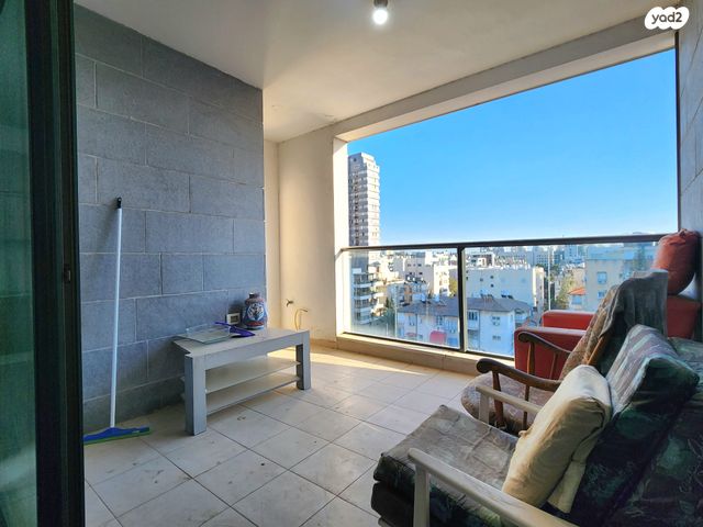 מודעת נכס, סוקולוב, מרכז, הרצליה