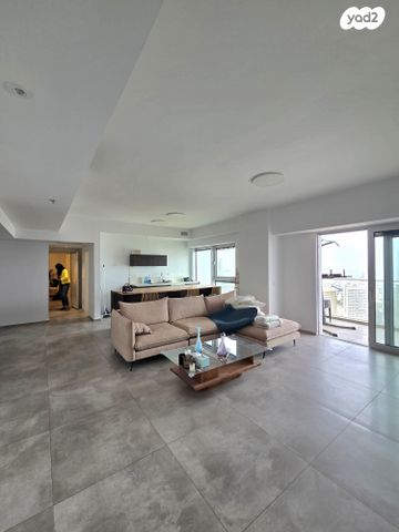 מודעת נכס, דרך מנחם בגין, מונטיפיורי, הרכבת, תל אביב יפו