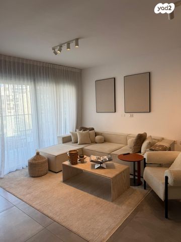 מודעת נכס, ש"י עגנון, קרית אונו