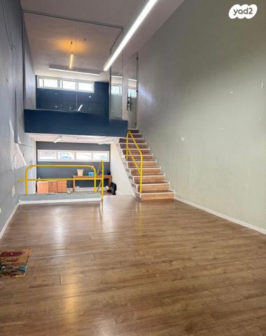 מודעת נכס, כפר סבא