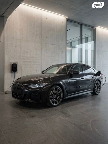 מודעת רכב ב מ וו i4