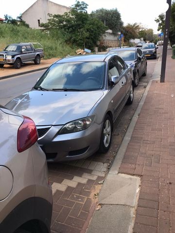 מודעת רכב מאזדה 3