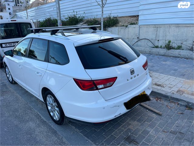 מודעת רכב סיאט לאון