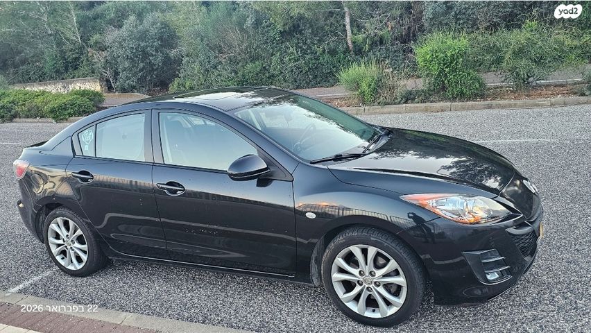 מודעת רכב מאזדה 3