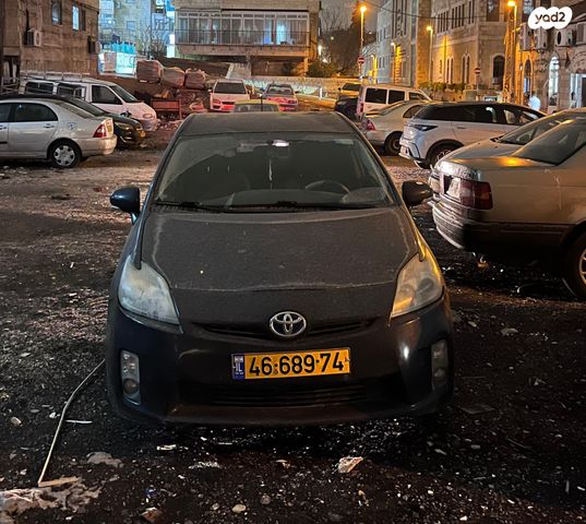 מודעת רכב טויוטה פריוס