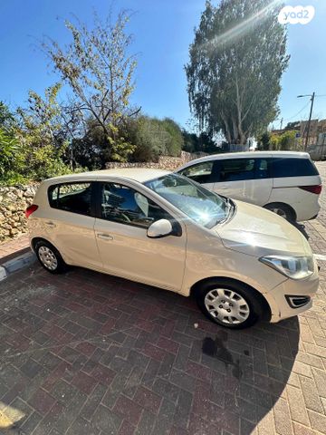 מודעת רכב יונדאי i20