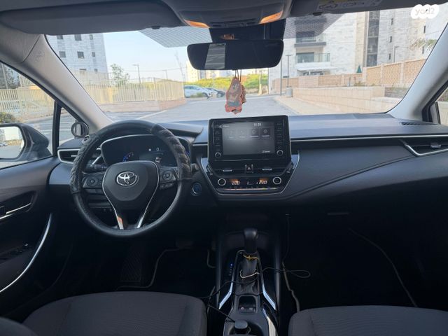 מודעת רכב טויוטה קורולה