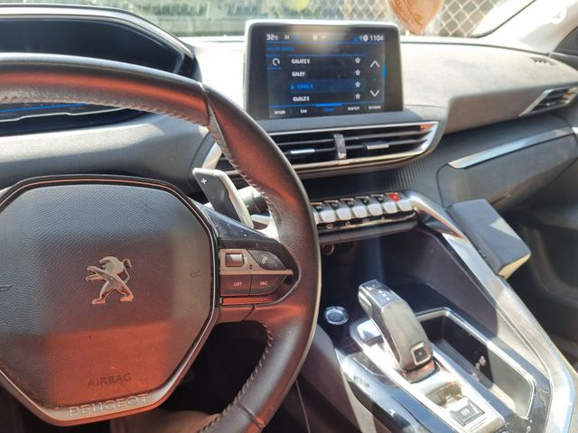 מודעת רכב פיג'ו 3008