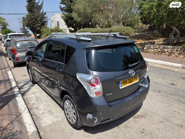 מודעת רכב טויוטה ורסו