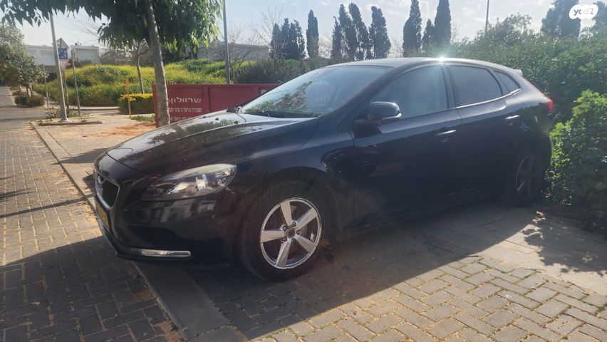 מודעת רכב וולוו V40