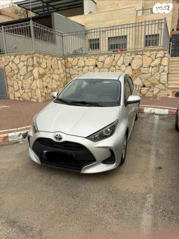 מודעת רכב טויוטה יאריס