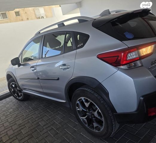 מודעת רכב סובארו XV