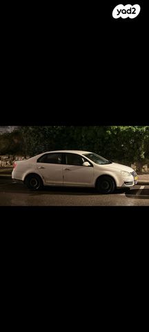 מודעת רכב פולקסווגן ג'טה 