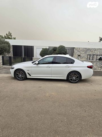 מודעת רכב ב מ וו סדרה 5