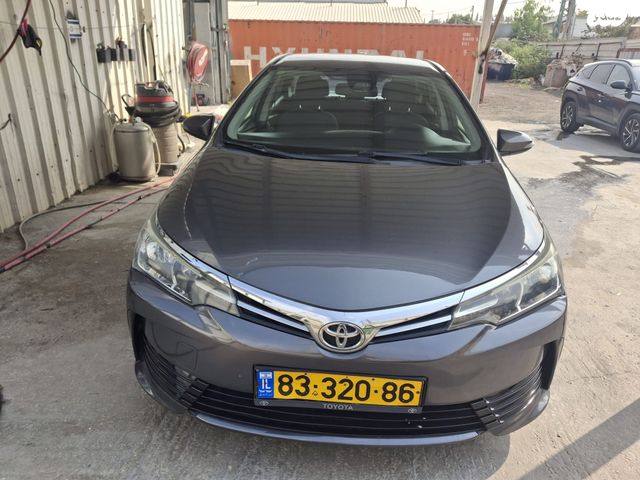 מודעת רכב טויוטה קורולה