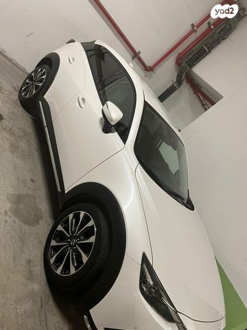 מודעת רכב מאזדה CX-3