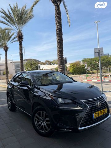 מודעת רכב לקסוס NX 1