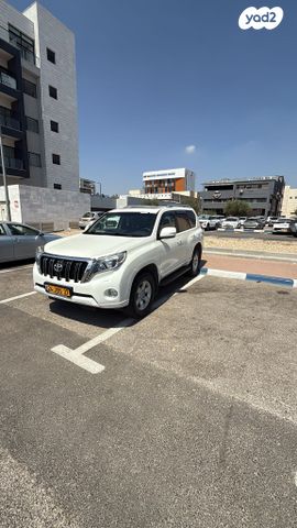 מודעת רכב טויוטה לנד קרוזר