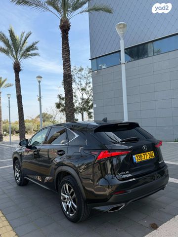 מודעת רכב לקסוס NX