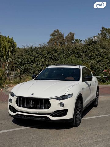 מודעת רכב מזראטי לבנטה 