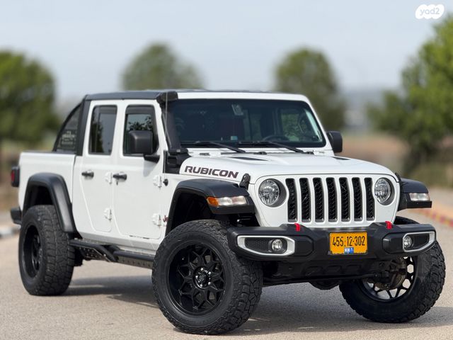 מודעת רכב ג'יפ גלדיאטור