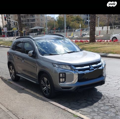 מודעת רכב מיצובישי ASX