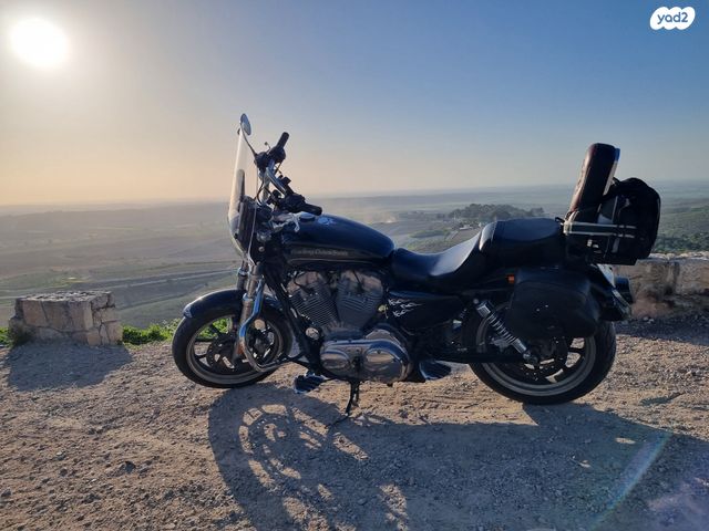 מודעת רכב הרלי דיווידסון איירון 883