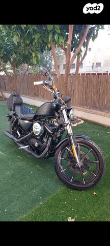 מודעת רכב הרלי דיווידסון איירון 883