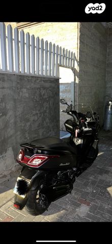 מודעת רכב קימקו דאון-טאון 250ABS