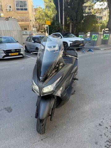 מודעת רכב קימקו איקס-טאון 125I