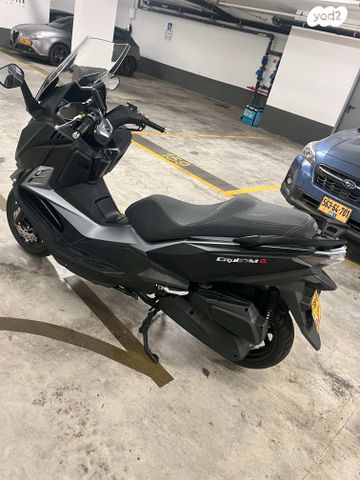 מודעת רכב סאן יאנג קרוזים 300