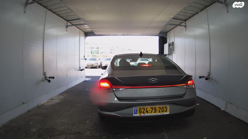 מודעת רכב יונדאי אלנטרה 2