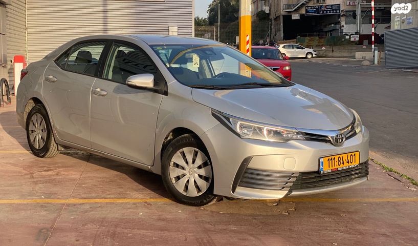מודעת רכב טויוטה קורולה