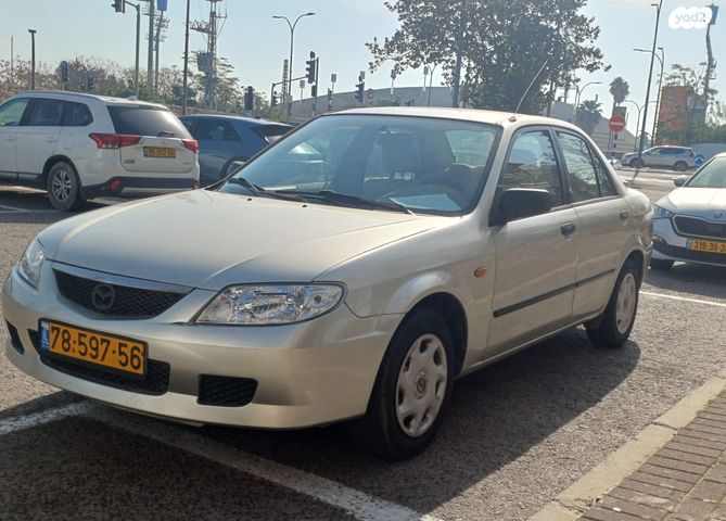 מודעת רכב מאזדה 323