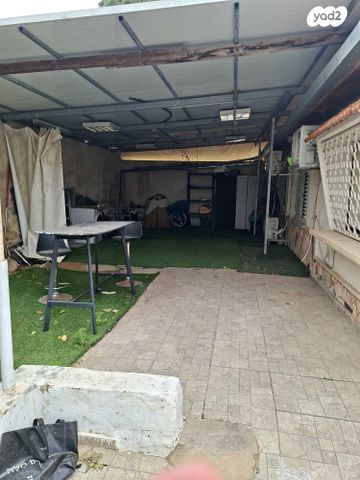 גולדשטיין 20