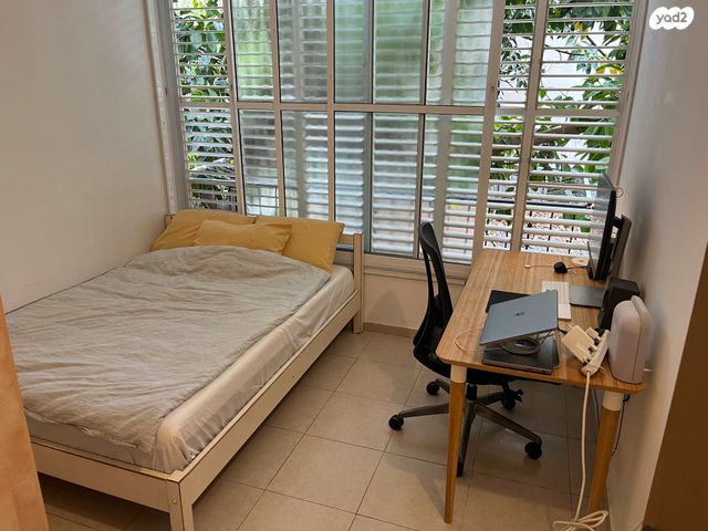 ארלוזורוב 69